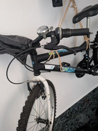 Bicicleta Niño/a 24 pulgadas -Usada 2 veces-