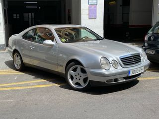 Mercedes-Benz  CLK 2002
