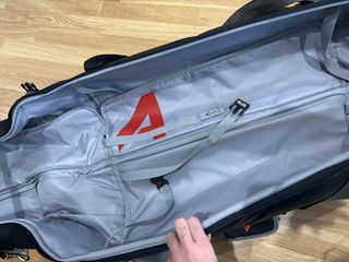 Borsa da sci con ruote nero