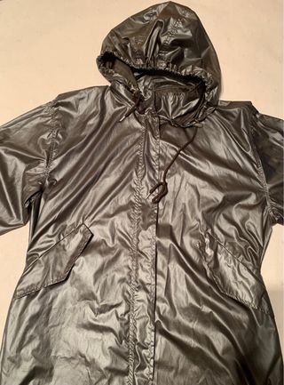 Chubasquero Zara Verde Talla S