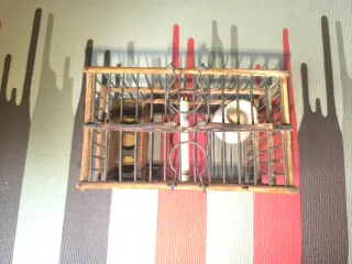 Jaula percha para pájaros silvestres