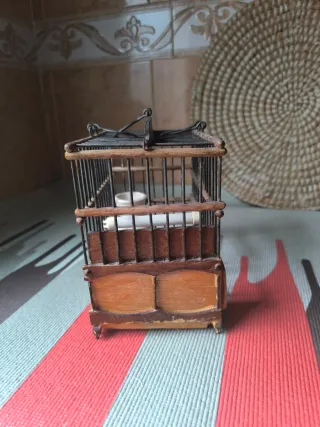 Jaula percha para pájaros silvestres