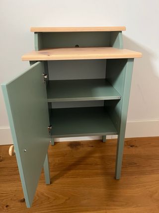 Mesita de noche Ikea OLDERDALEN verde/pino