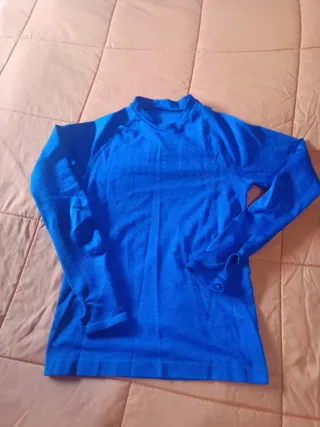 2 Camisetas interiores niño deporte. Talla 10/12 a