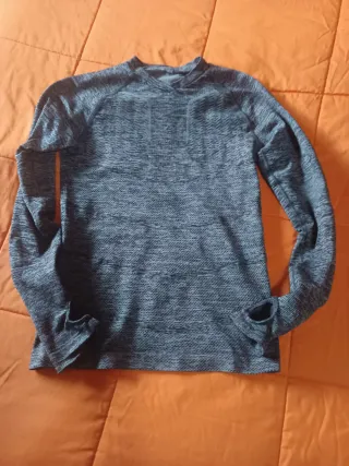 2 Camisetas interiores niño deporte. Talla 10/12 a