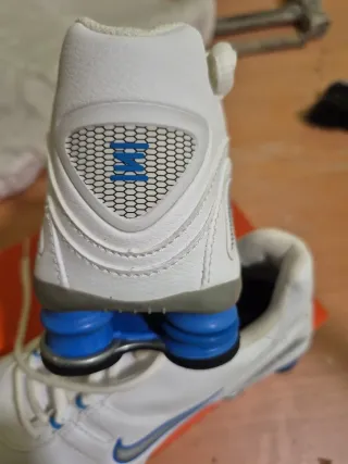 Zapatillas Nike Blancas y Azules