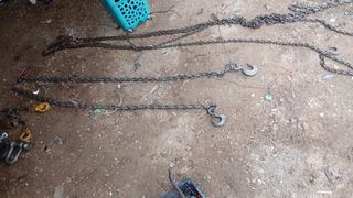 Cadena de grúa con ganchos