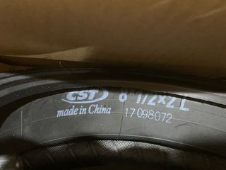 Rueda CST 8 1/2x2 para patinete