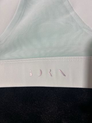 Top deportivo Born Living Yoga Talla S