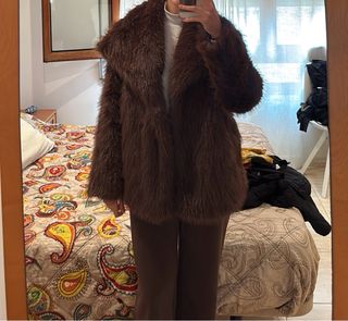 Abrigo piel sintética marrón chocolate