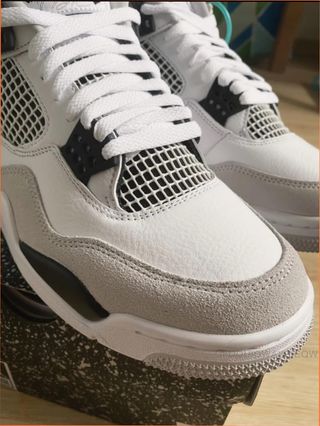 Jordan 4 Cemento Blanco Talla 42