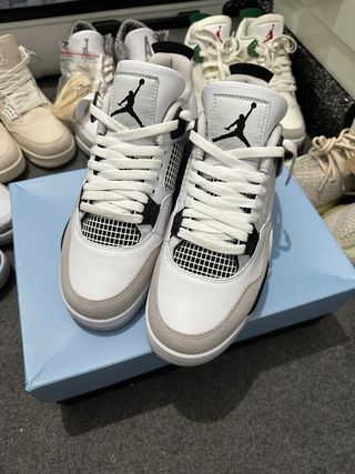 Jordan 4 Retro Military Black