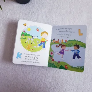 Libro My ABC of God loves Me, de Fiona Boon inglés