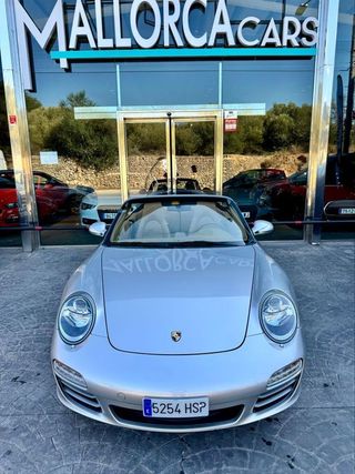 PORSCHE 911 CARRERA 4 CABRIO