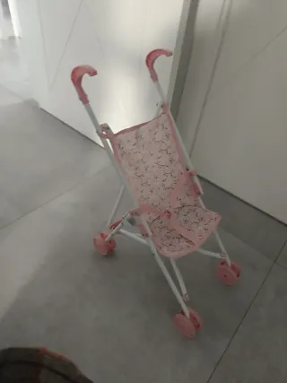 Carrito de juguete rosa floral