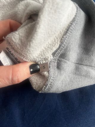 Sudadera Napapijri gris con bandera