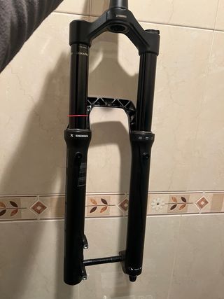 Horquilla Rock Shox ZEB 29 NUEVA