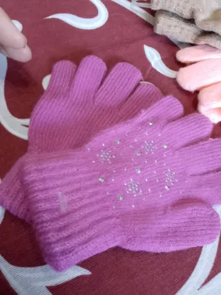 Guanti bambina rosa scuro con fiocchi