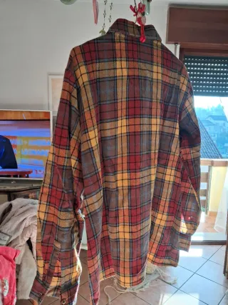 2 Camicie Flanella Unisex Nuove a euro 10