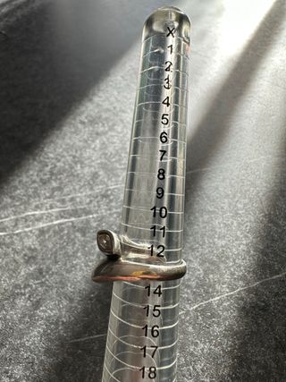 Anello in argento con zirconi cubici