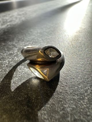 Anello in argento con zirconi cubici