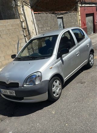 Toyota Yaris 2001