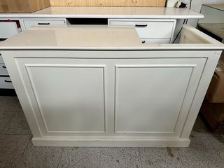 2 mostradores de madera y cristal (precio lote)