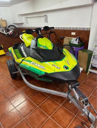 Moto de agua Sea-Doo Trixx 120 RS