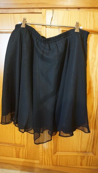 Blusa e giacca da donna taglia 44 con due gonne in regalo