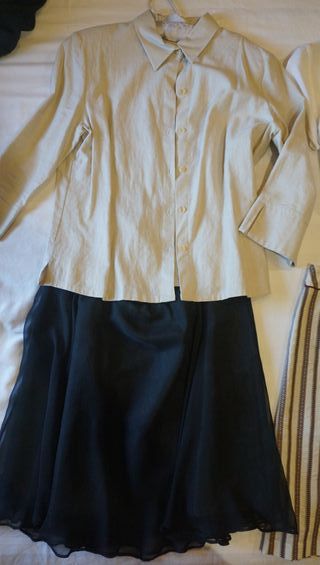 Blusa e giacca da donna taglia 44 con due gonne in regalo