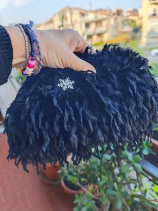 Borsa beige con dettagli argento