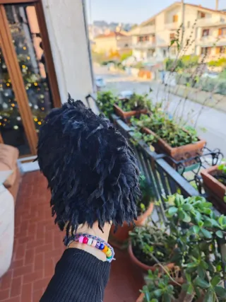 Borsa beige con dettagli argento