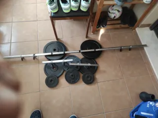 Barras y discos de pesas para musculación, fitness