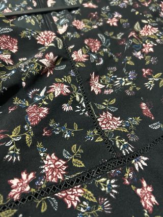 Mono floral negro talla S