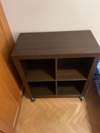Estantería IKEA KALLAX 4 cubos con ruedas