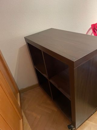 Estantería IKEA KALLAX 4 cubos con ruedas