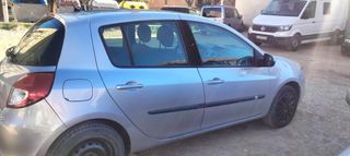 Renault Clio 2010