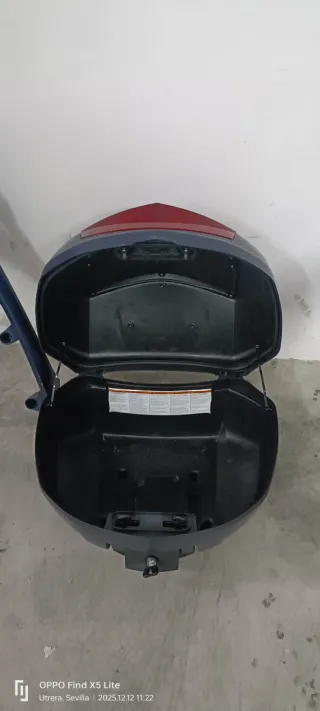 Soporte y Baúl TMAX 530 DX Azul