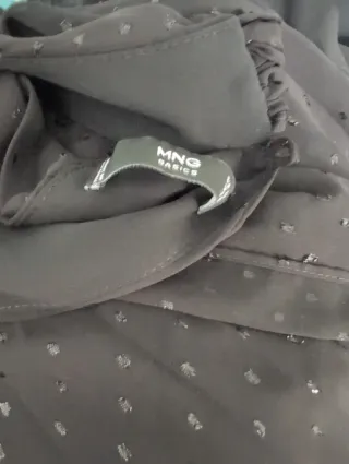 Blusa fiesta lentejuelas negra