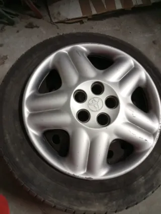 4 Ruedas 195/60 R15