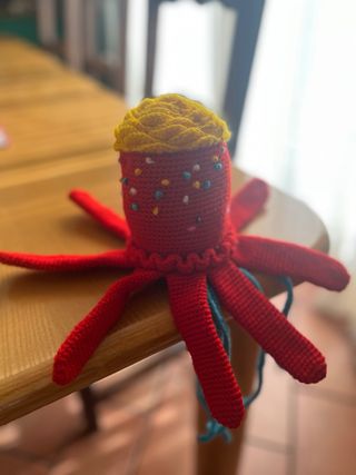 Pupazzo Il Kraken Sheldon uncinetto