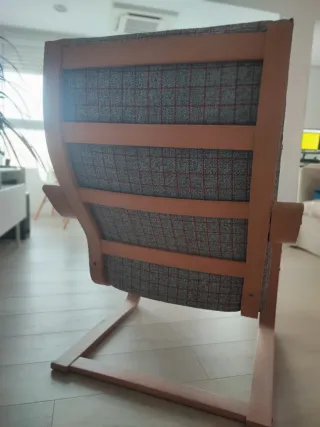 Sillón Puang tela y madera