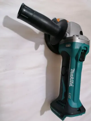 Amoladora Makita 18V DGA452