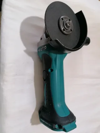 Amoladora Makita 18V DGA452