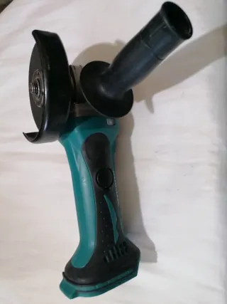 Amoladora Makita 18V DGA452