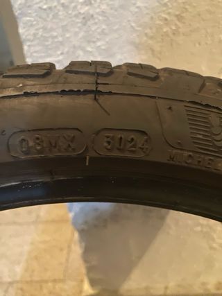 4 Neumáticos Michelin 225/40 R18 92Y