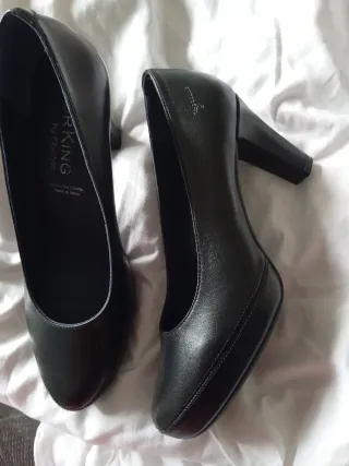Zapatos de señora Dorking negros