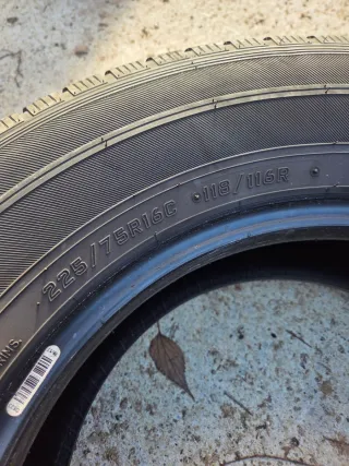 4 Neumáticos 225/75R16C 118/116R Eurowinter FALKEN