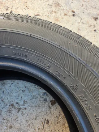 4 Neumáticos 225/75R16C 118/116R Eurowinter FALKEN