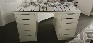 Escritorio blanco 1,20m x 60cm Con cristal